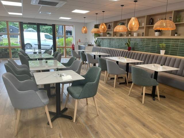 Commercial banquette