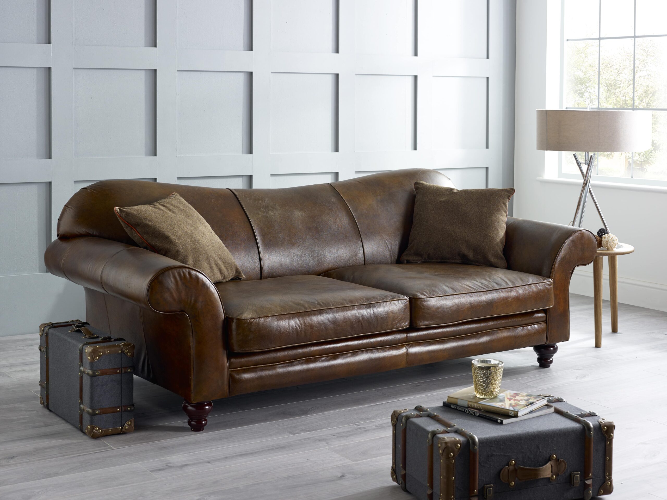 St Charles Classic Studded Sofa - Image 4
