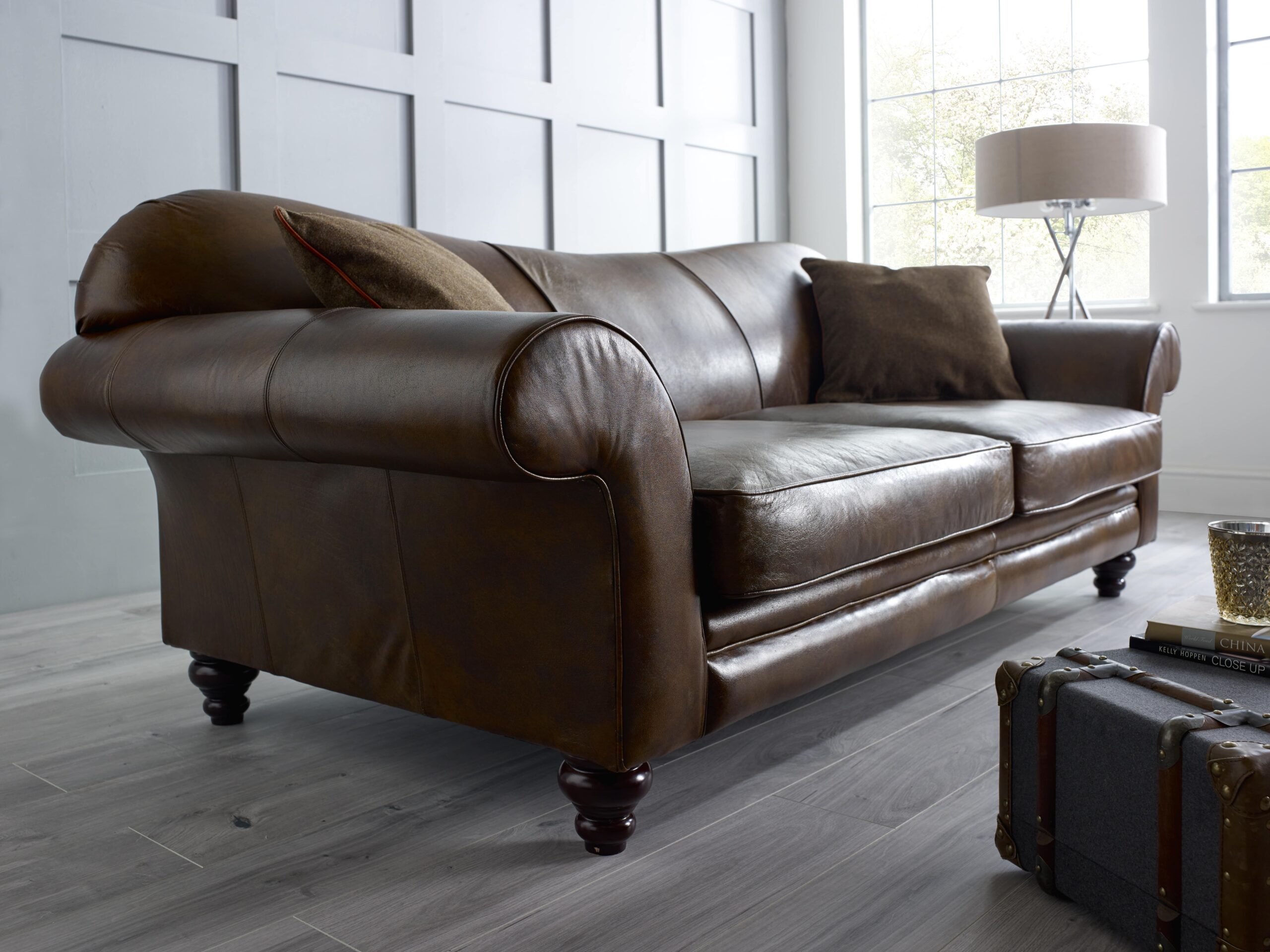 St Charles Classic Studded Sofa - Image 5
